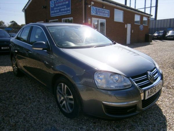 Volkswagen Jetta 2.0 TDI CR SE 4dr