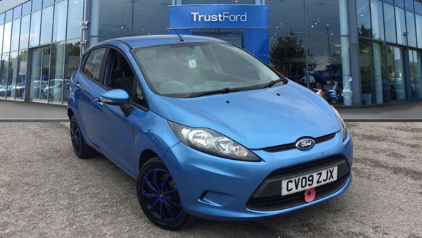 Ford Fiesta STYLE PLUS- With Air Conditioning Manual