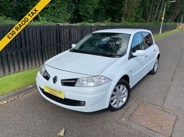 Renault Megane 1.5 DYNAMIQUE DCI 5d 106 BHP