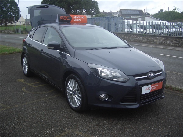 Ford Focus  Zetec 5dr