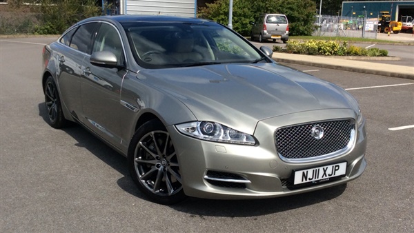 Jaguar XJ Series 3.0d V6 Premium Luxury 4dr Auto