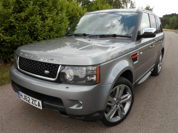 Land Rover Range Rover Sport 3.0SD Vbhp) (4WD) HSE Red