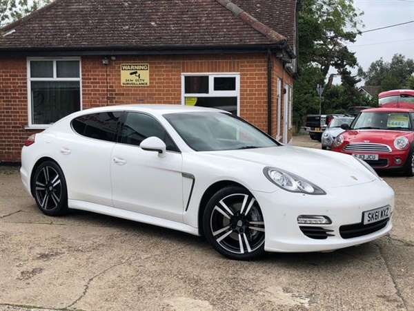 Porsche Panamera 3.0 D V6 TIPTRONIC 5d AUTO 250 BHP