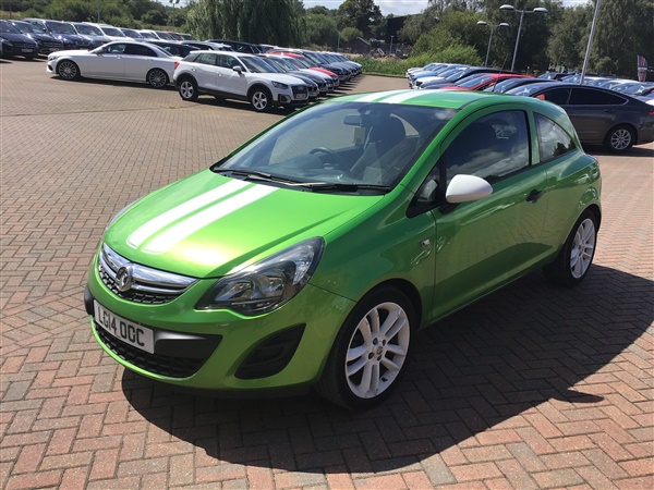 Vauxhall Corsa 1.2 Sting 3dr - ALLOYS - CD PLAYER - ELECTRIC