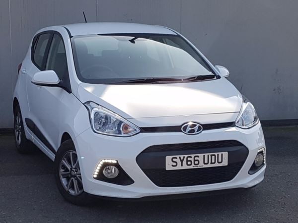 Hyundai i Premium 5dr