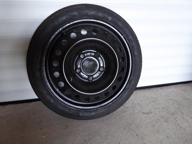 spare wheel and tyre