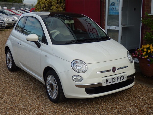 Fiat 500 Fiat  Lounge 3-Door 30 Road Tax COMES WITH