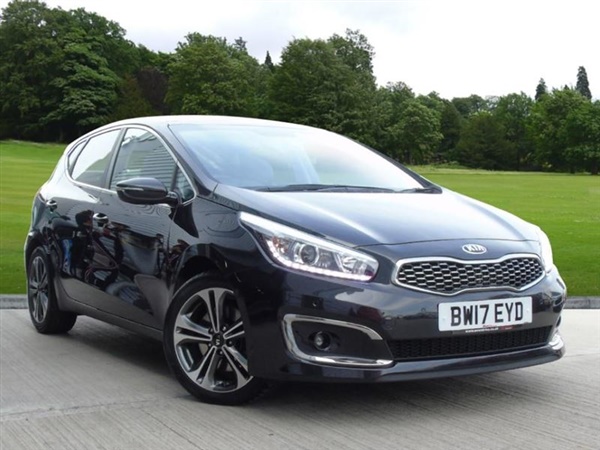 Kia Ceed 1.6 CRDi ISG 4 5dr DCT [Pan Roof] Automatic