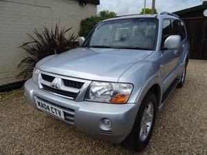 Mitsubishi Shogun  in Aldershot | Friday-Ad