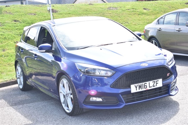 Ford Focus 2.0 ST-3 5dr 6Spd 250PS