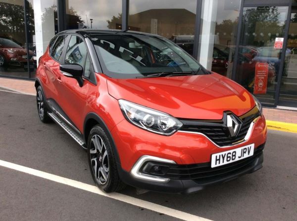 Renault Captur 0.9 TCe Iconic (s/s) 5dr SUV