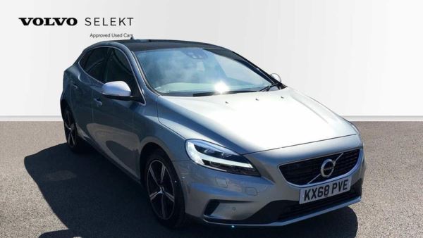 Volvo V40 D2 R-Design Nav Plus Manual (Xenium Pack,