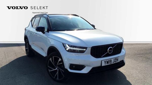 Volvo XC40 T4 AWD R-Design Automatic (Winter Pack, 20 inch