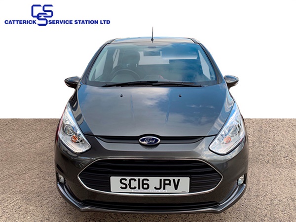 Ford B-MAX 1.4 Zetec 5dr, UNDER 950 MILES, FULL FORD SERVICE