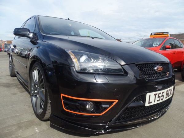 Ford Focus 2.5 ST-2 3d 225 BHP SOUNDS GREAT POPS