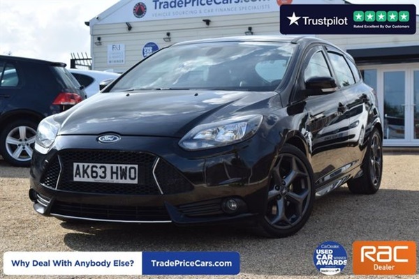 Ford Focus 2.0 ST-2 5d 247 BHP