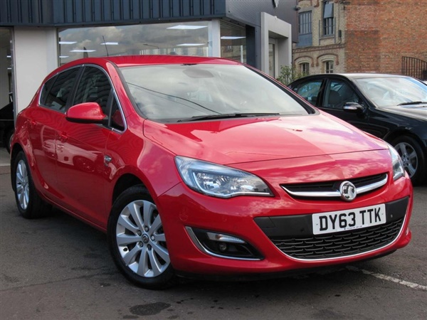 Vauxhall Astra 2.0 CDTi ecoFLEX Elite (s/s) 5dr