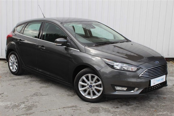 Ford Focus 1.6 Titanium Powershift 5dr Auto