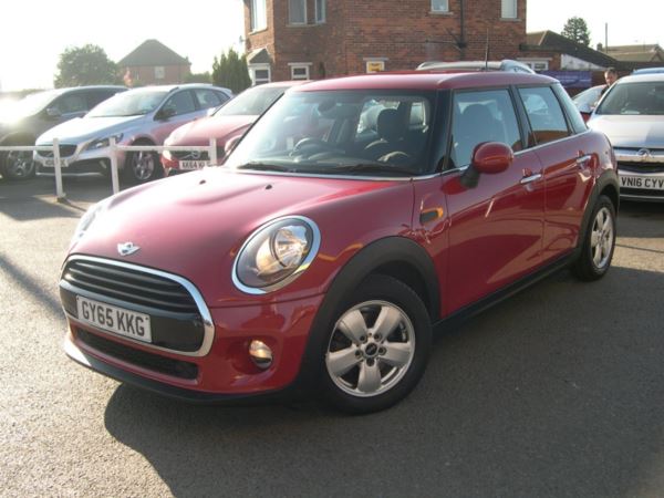 MINI Hatch 1.5 Cooper D (s/s) 5dr