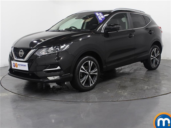 Nissan Qashqai 1.2 DiG-T N-Connecta [Glass Roof Pack] 5dr