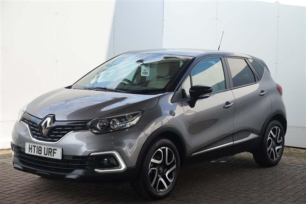 Renault Captur 1.5 dCi Iconic SUV 5dr Diesel (s/s) (90 ps)