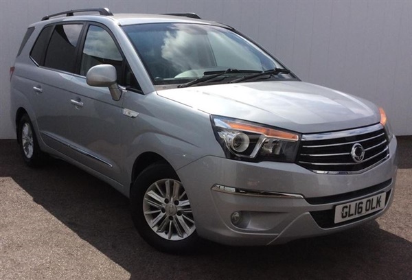 Ssangyong Turismo 2.2D EX 5dr Manual