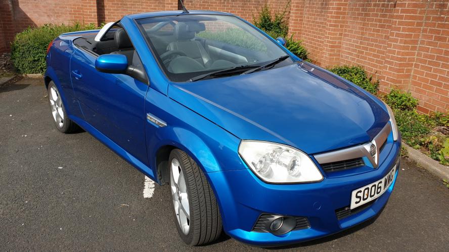 Vauxhall Tigra 1.8 Exclusive - 2 Owners, Low Mileage