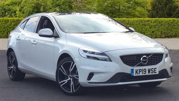 Volvo V40 D3 R-Design Pro Navigation(Intellisafe Pro,Xenium