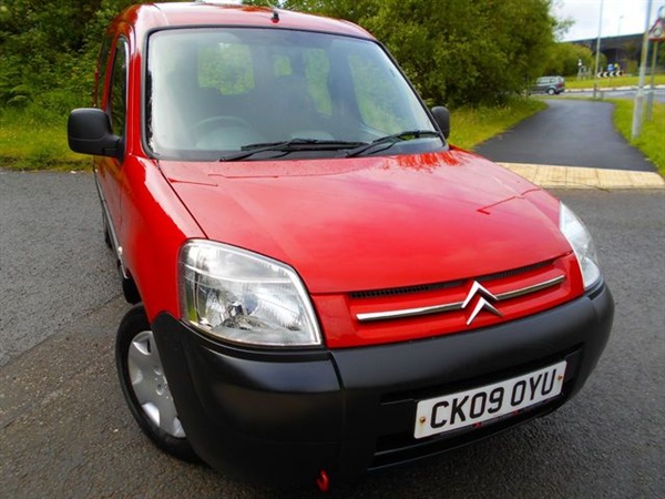 Citroen Berlingo 1.4 FIRST 5d 74 BHP ** ONE OWNER, YES ONLY