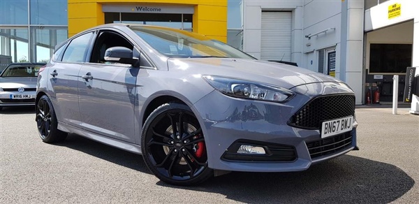 Ford Focus 2.0 T EcoBoost ST-3 Hatchback 5dr Petrol Manual