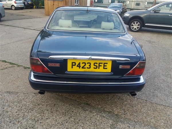 Jaguar XJ Series 3.2 Sport 4dr Auto