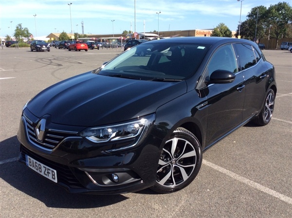 Renault Megane 1.3 TCe Iconic (s/s) 5dr
