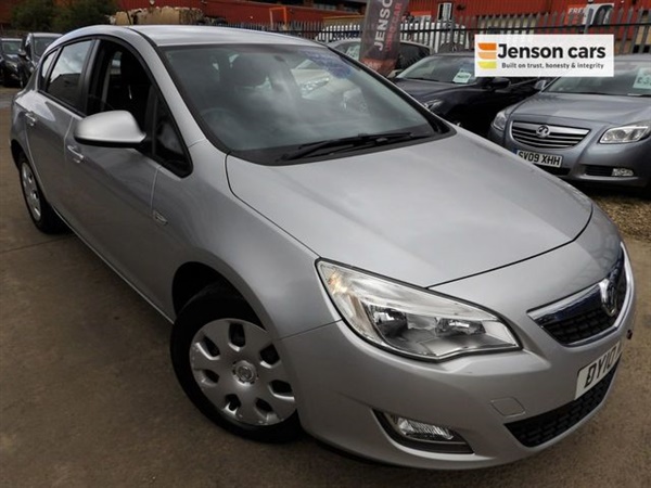 Vauxhall Astra 1.4 EXCLUSIV 5d 138 BHP