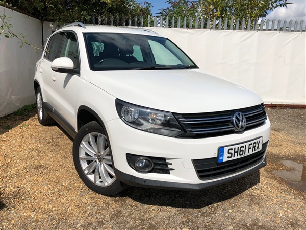 Volkswagen Tiguan 2.0 TDi BlueMotion Tech Sport 5dr [2WD]