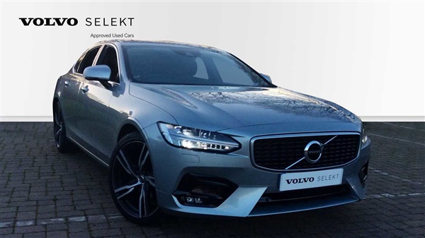 Volvo S90 + Keyless Drive +Sensus Navigation + Rear Park