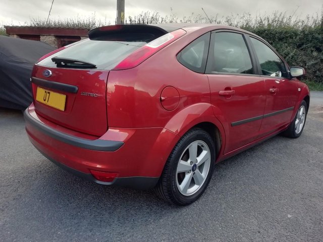 Ford Focus 1.8 Zetec Climate - Low miles for year - MOT