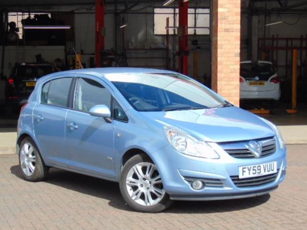 Vauxhall Corsa 1.4i 16V Design 5dr