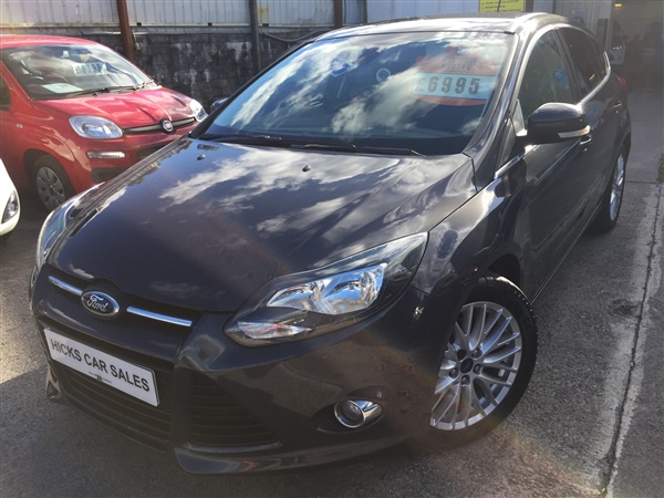 Ford Focus  EcoBoost Zetec FSH VERY NICE EXAMPLE PX