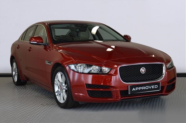 Jaguar XE 2.0 Ingenium Prestige 4dr Auto