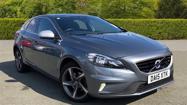 Volvo V40 Metallic Grey paint, Part leather upholstery,