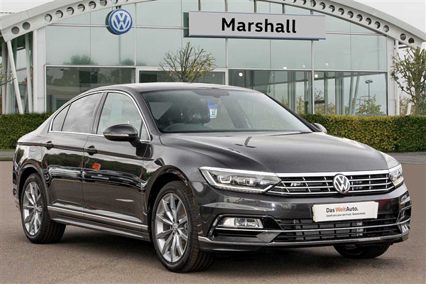 Volkswagen Passat 1.5 TSI EVO 150 R Line 4dr [Panoramic