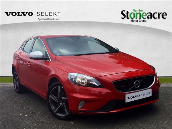 Volvo V D2 R-Design Hatchback 5dr Diesel Manual (94