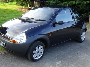 FORD KA  GENUINE  WITH SERVICE HISTORY & NEW MOT in