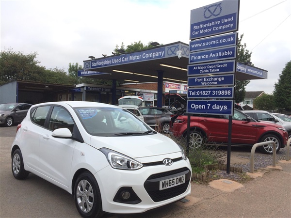 Hyundai I Blue Drive SE 5dr in White with Air Con and