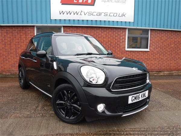 Mini Countryman 1.6 Cooper D ALL4 Business Edition 5dr, 1/2
