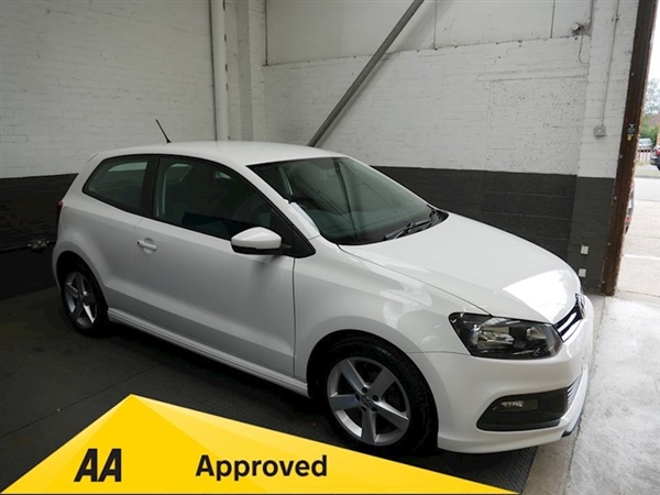 Volkswagen Polo Polo R-Line Style Ac Hatchback 1.2 Manual