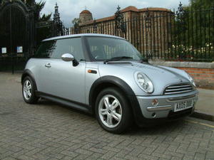Mini Hatch  Diesel in Colchester | Friday-Ad