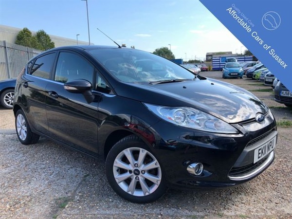 Ford Fiesta 1.4 ZETEC 16V 5d 96 BHP