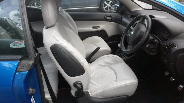 Peugeot 206CC Allure, , Blue, White Leather interior