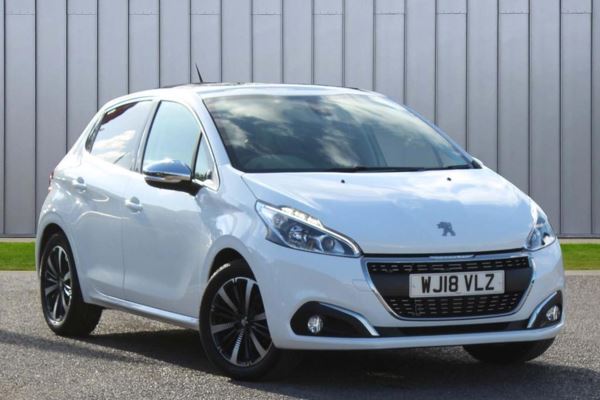 Peugeot  PureTech Allure Premium (s/s) 5dr